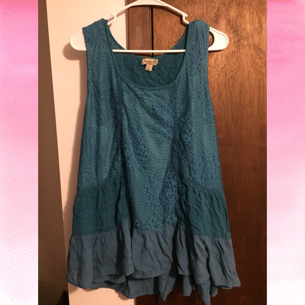 Lace ruffled blouse